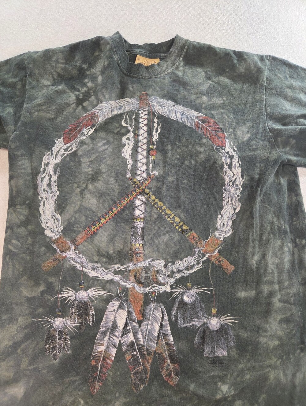 The Mountain Shirt Mens L Green Tie Dye Peace Pipe Peace Sign Dreamcatcher - Picture 2 of 6